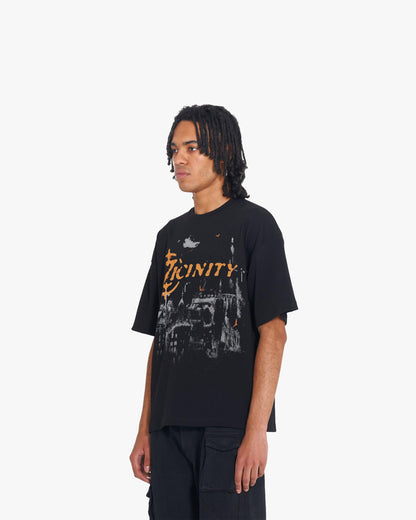 HAUNTED HOUSE TEE BLACK - VICINITY