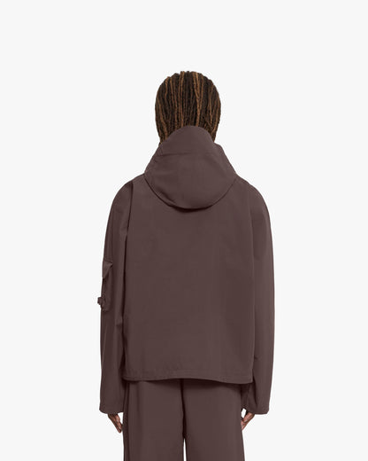 WINDBREAKER BROWN - VICINITY