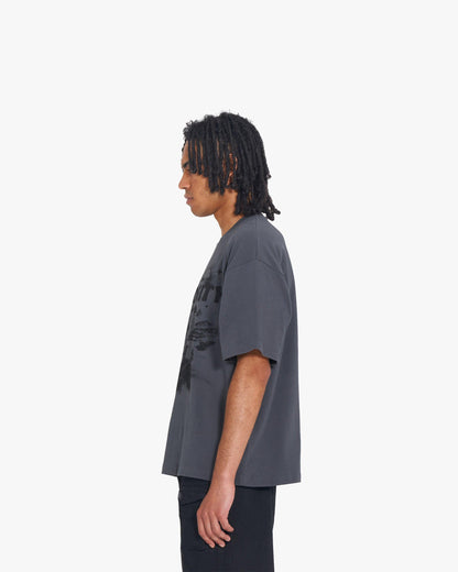 HIDDEN HILLS TEE DARK GREY - VICINITY