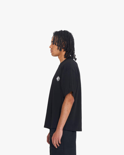 V-LOGO TEE BLACK - VICINITY