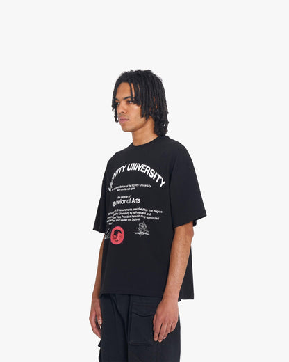 UNIVERSITY TEE BLACK - VICINITY