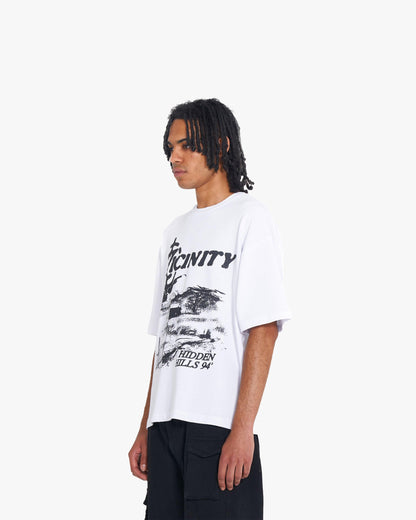 94 TEE BLACK/WHITE - VICINITY